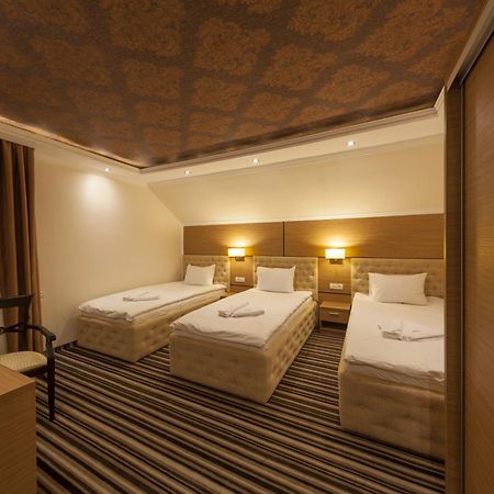 Allegria Hotel Алба-Юлия Номер фото