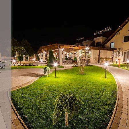 Allegria Hotel Алба-Юлия Экстерьер фото