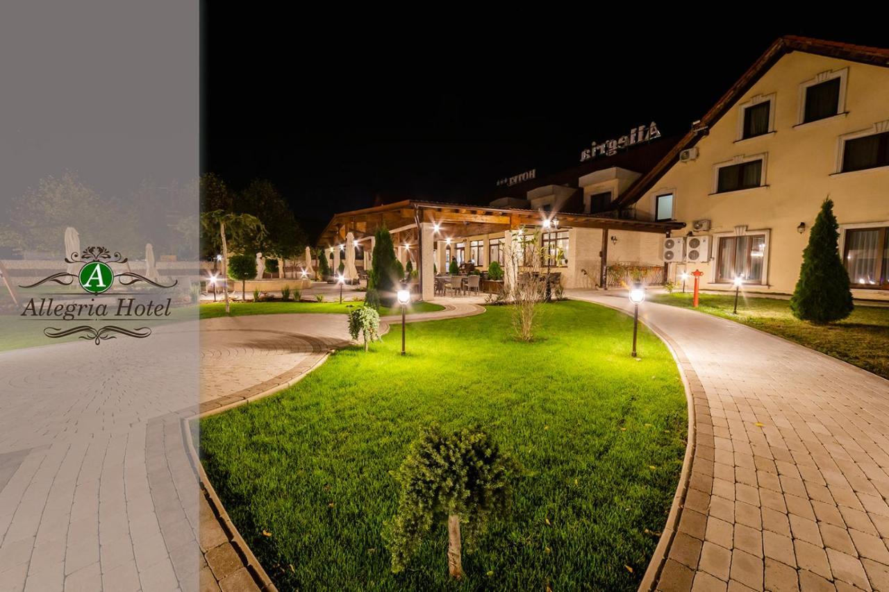 Allegria Hotel Алба-Юлия Экстерьер фото