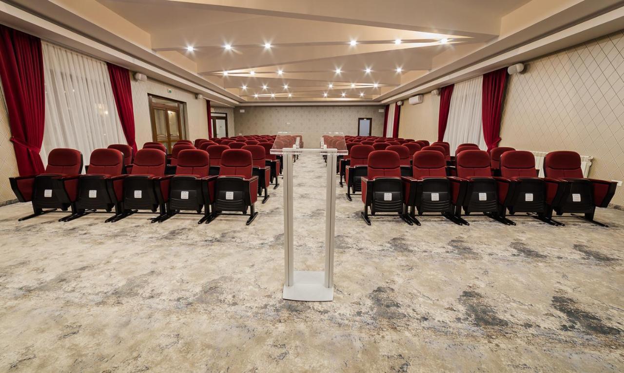 Allegria Hotel Алба-Юлия Экстерьер фото